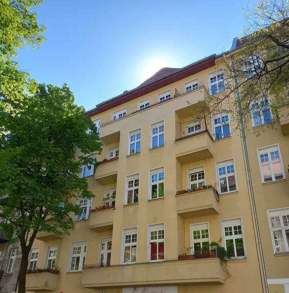 ~ Kommen Sie zur Besichtigung 12.08.2026 um 16:00 Uhr ~ ~ 1-Zimmer ~ Single-Appartment ~ Balkon ~ — photo 1